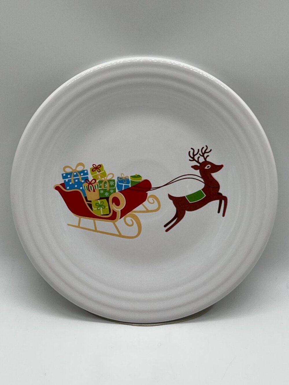 Fiesta Homer Laughlin Holiday Sleigh Reindeer Christmas 9-inch Salad Plate